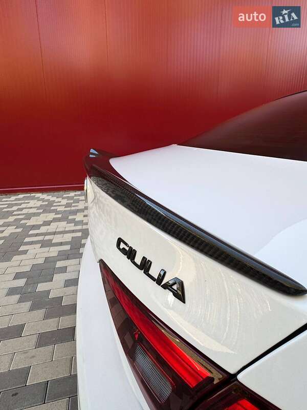 Седан Alfa Romeo Giulia 2017 в Львові фото 4 Седан Alfa Romeo Giulia 2017 в Львові