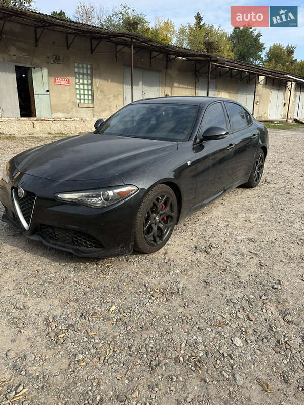 Седан Alfa Romeo Giulia 2022 в Харькове фото 2 Седан Alfa Romeo Giulia 2022 в Харькове