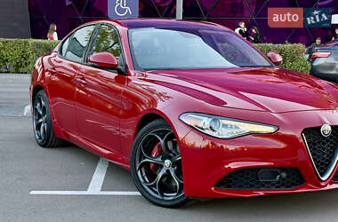 Седан Alfa Romeo Giulia 2019 в 