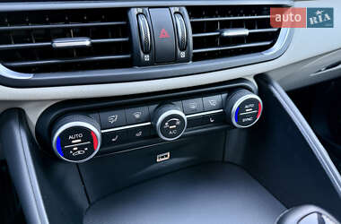 Седан Alfa Romeo Giulia 2019 в 