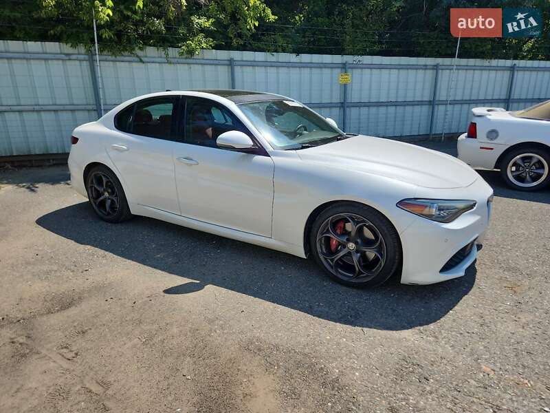 Седан Alfa Romeo Giulia 2017 в Вінниці фото 4 Седан Alfa Romeo Giulia 2017 в Вінниці
