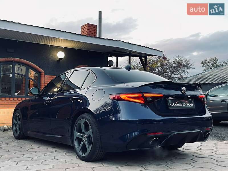 Седан Alfa Romeo Giulia 2017 в Николаеве