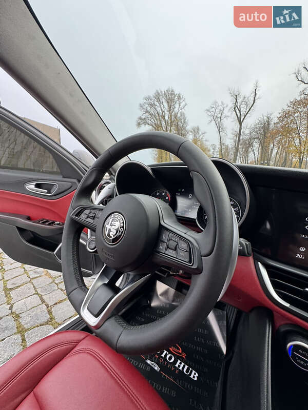 Седан Alfa Romeo Giulia 2020 в Києві