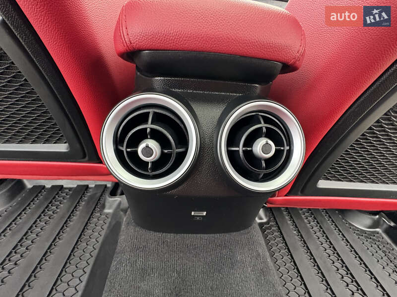 Седан Alfa Romeo Giulia 2020 в Києві