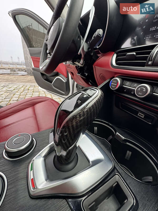 Седан Alfa Romeo Giulia 2020 в Києві
