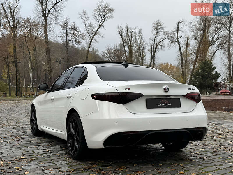 Седан Alfa Romeo Giulia 2020 в Києві