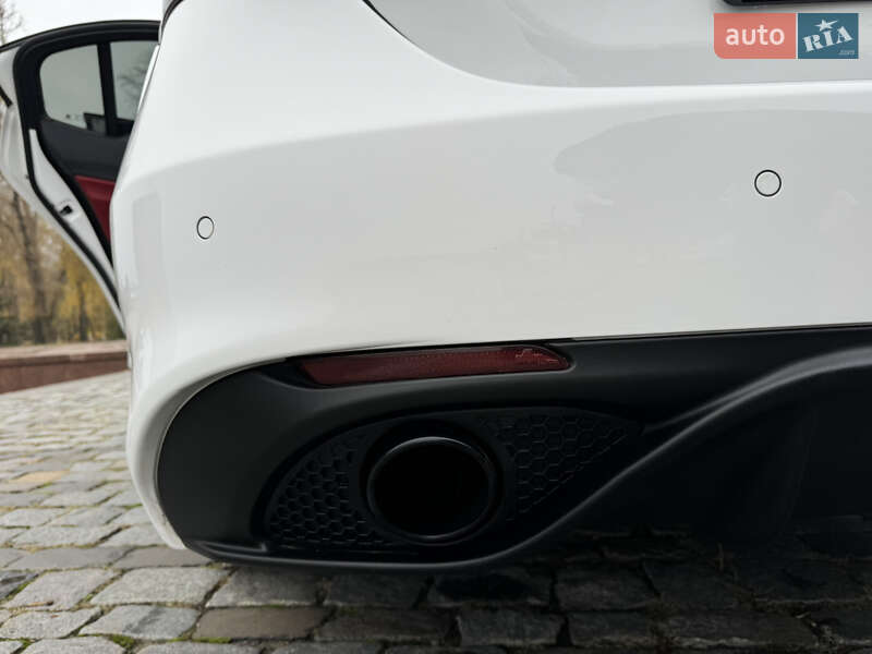 Седан Alfa Romeo Giulia 2020 в Києві