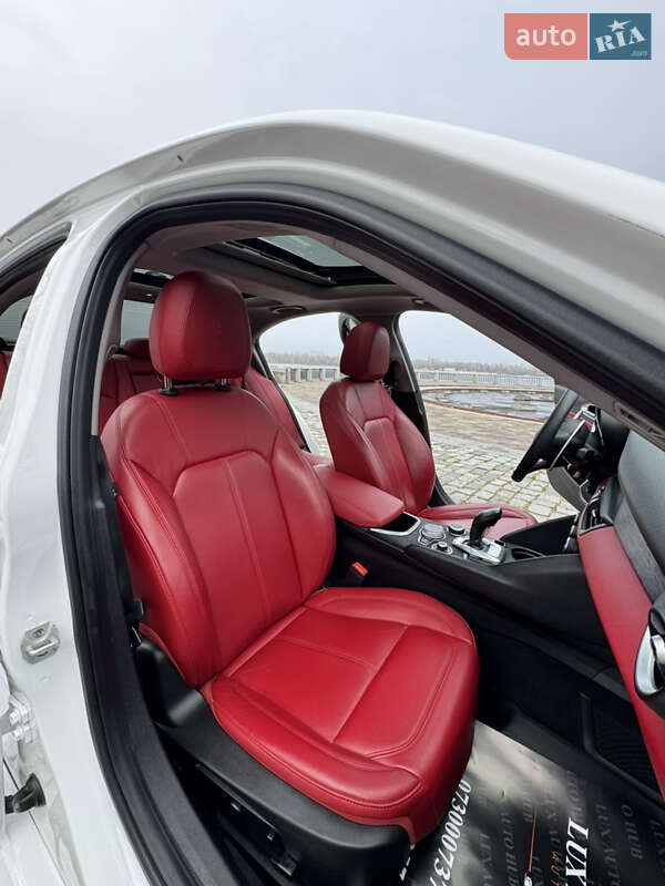 Седан Alfa Romeo Giulia 2020 в Києві