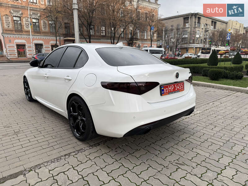 Седан Alfa Romeo Giulia 2020 в Запорожье