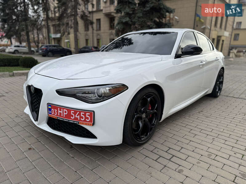 Седан Alfa Romeo Giulia 2020 в Запорожье