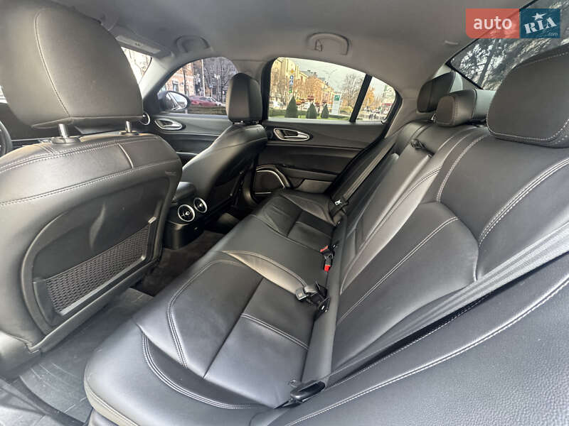 Седан Alfa Romeo Giulia 2020 в Запорожье