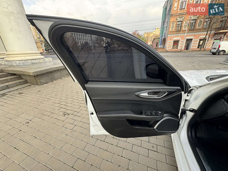Седан Alfa Romeo Giulia 2020 в Запорожье