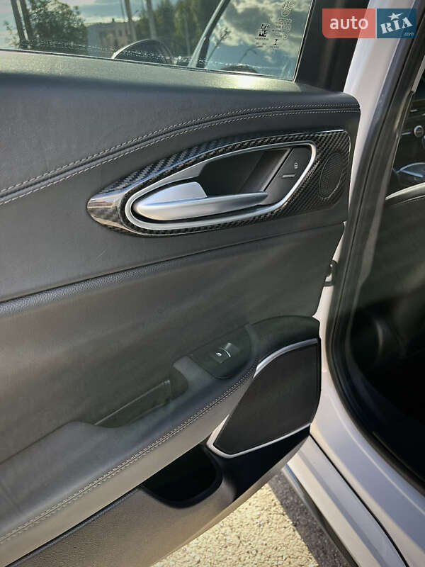 Седан Alfa Romeo Giulia 2019 в Києві