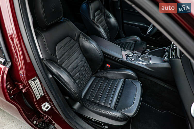 Седан Alfa Romeo Giulia 2017 в Киеве