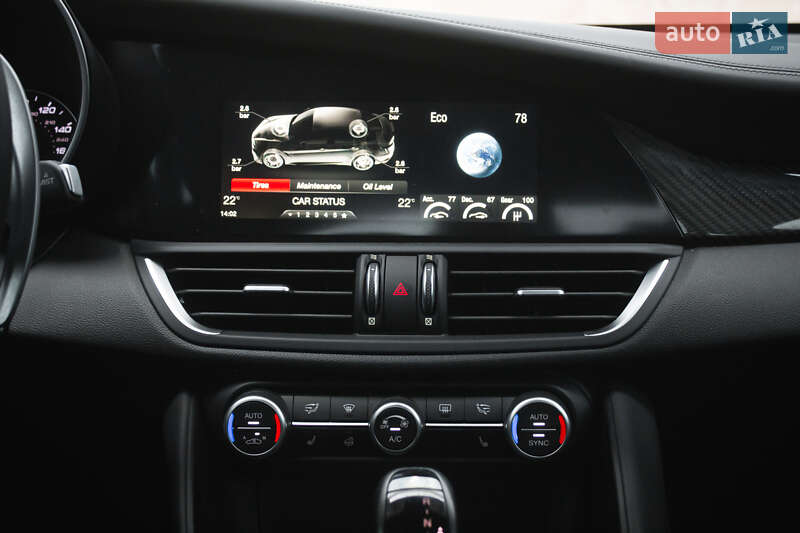 Седан Alfa Romeo Giulia 2019 в Киеве фото 19 Седан Alfa Romeo Giulia 2019 в Киеве