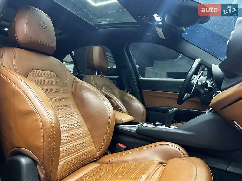 Седан Alfa Romeo Giulia 2020 в Чернівцях