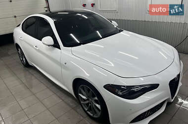 Седан Alfa Romeo Giulia 2022 в Киеве
