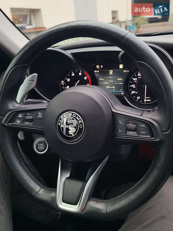 Седан Alfa Romeo Giulia 2020 в Львове