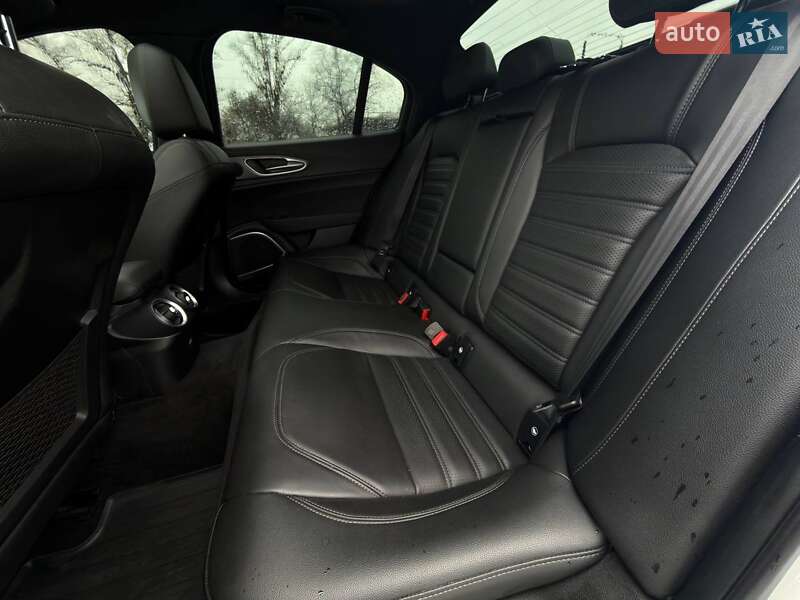 Седан Alfa Romeo Giulia 2019 в Харькове
