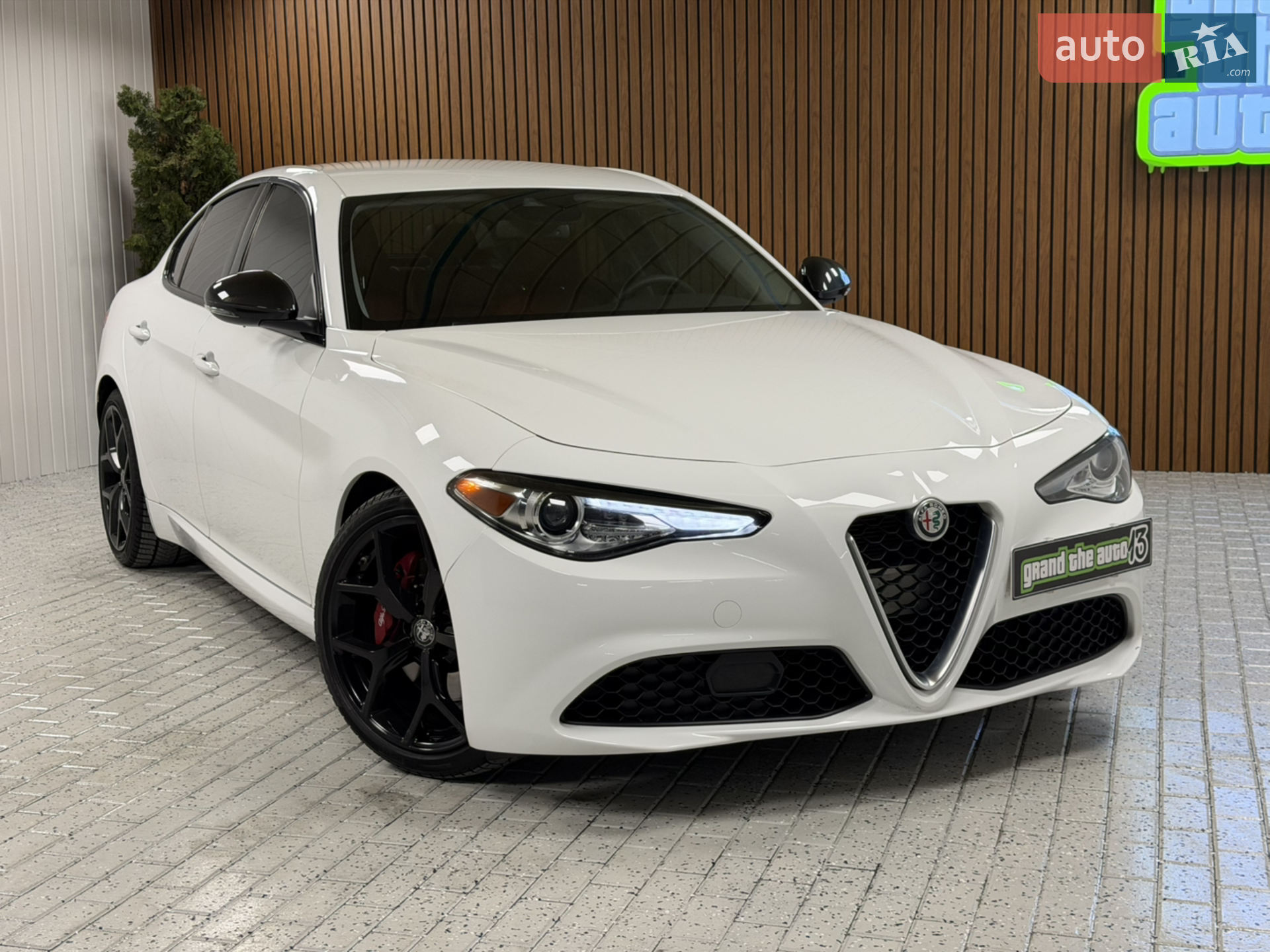 2020 Alfa Romeo Giulia - мініатюра 12