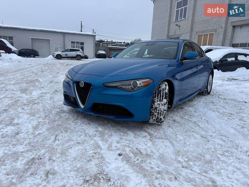 Седан Alfa Romeo Giulia 2020 в Буче