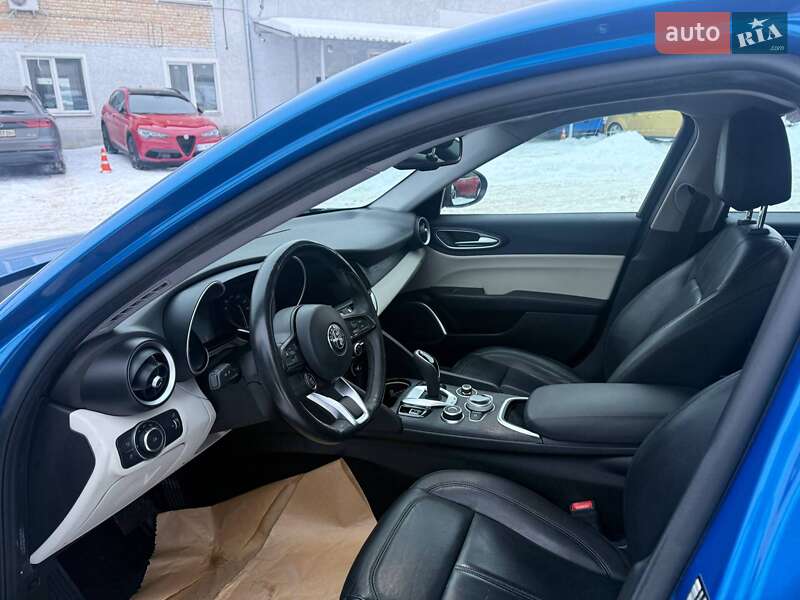 Седан Alfa Romeo Giulia 2020 в Буче