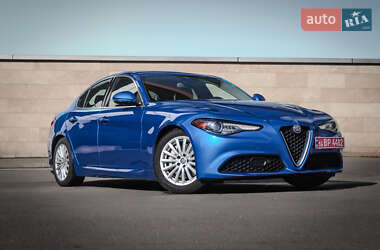 Седан Alfa Romeo Giulia 2020 в Киеве