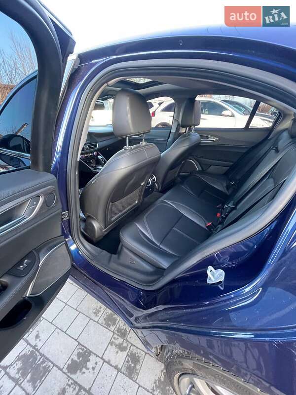 Седан Alfa Romeo Giulia 2019 в Львове