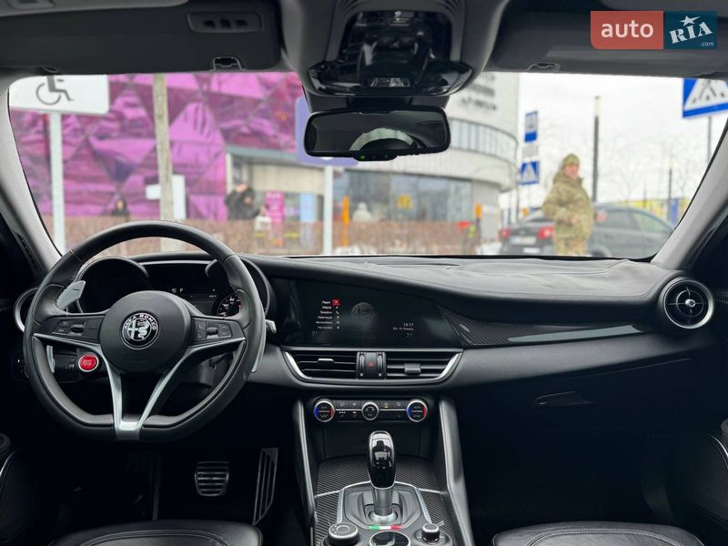 Седан Alfa Romeo Giulia 2019 в Киеве