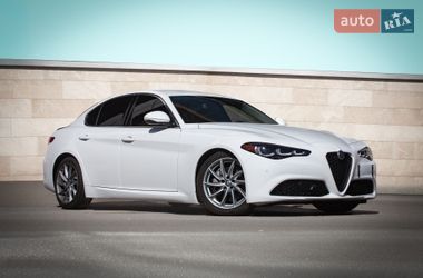 Седан Alfa Romeo Giulia 2020 в Киеве