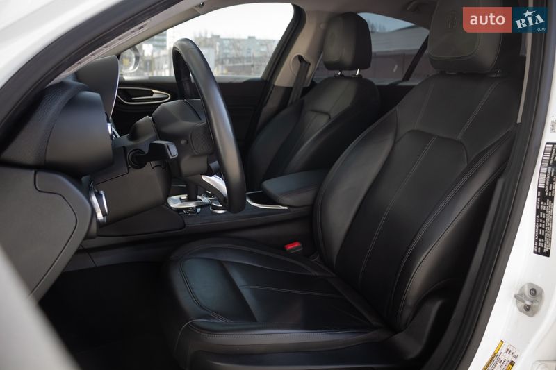 Седан Alfa Romeo Giulia 2020 в Киеве фото 9 Седан Alfa Romeo Giulia 2020 в Киеве