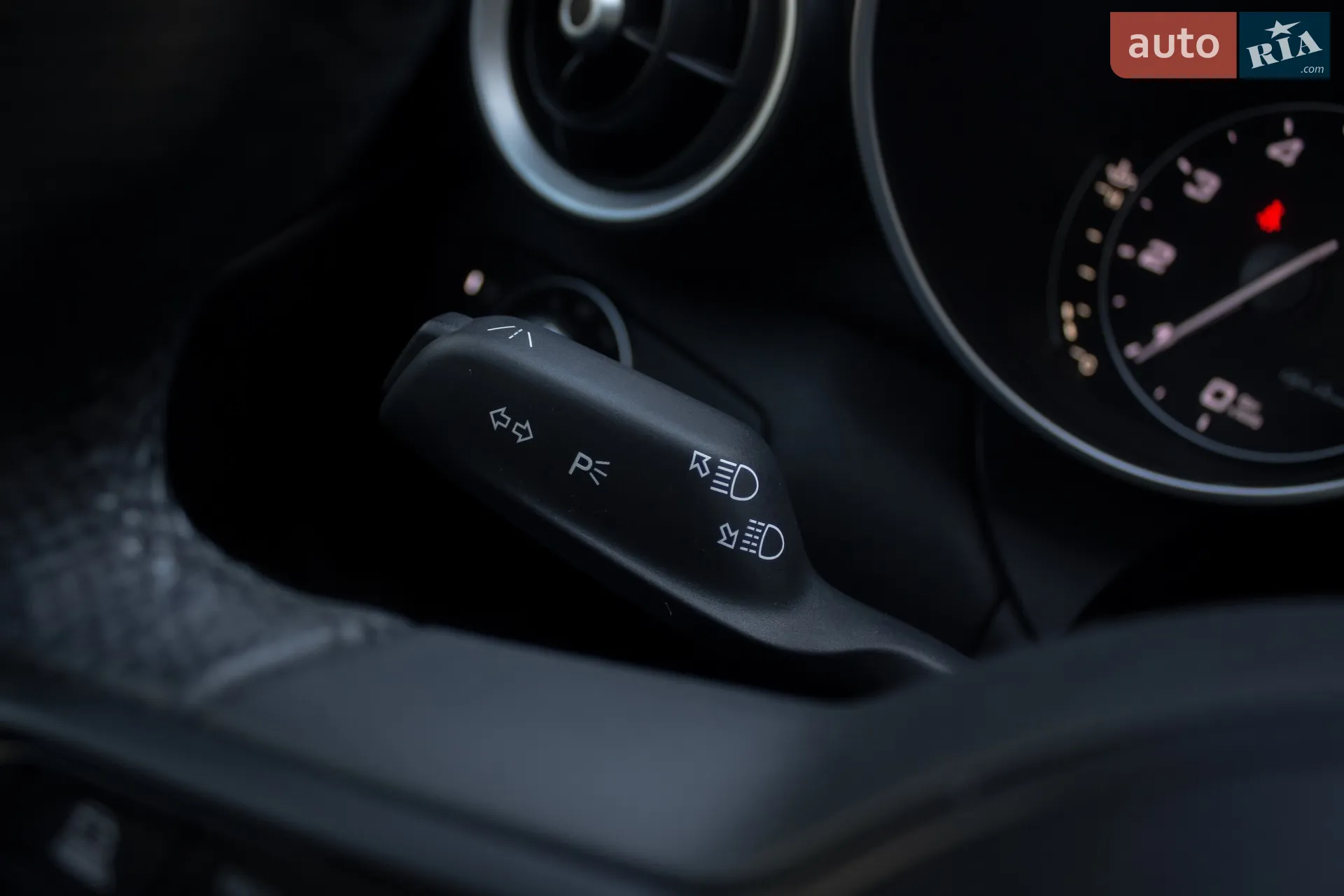 2020 Alfa Romeo Giulia - мініатюра 30