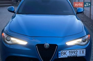 Седан Alfa Romeo Giulia 2017 в Рівному
