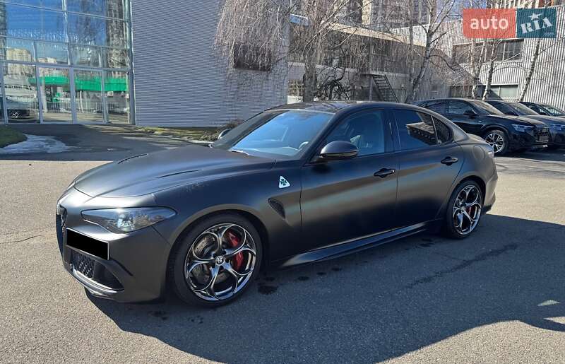 Alfa Romeo Giulia 2017