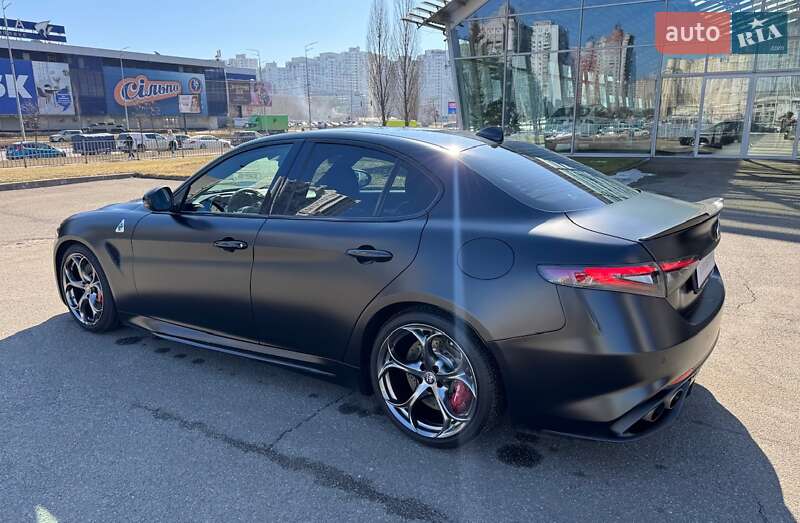 Седан Alfa Romeo Giulia 2017 в Киеве