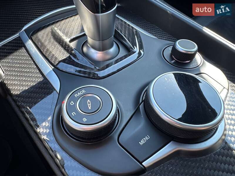 Седан Alfa Romeo Giulia 2017 в Киеве