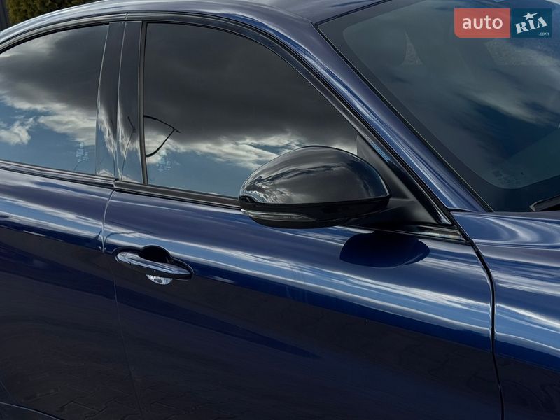 Седан Alfa Romeo Giulia 2018 в Тернополе фото 8 Седан Alfa Romeo Giulia 2018 в Тернополе
