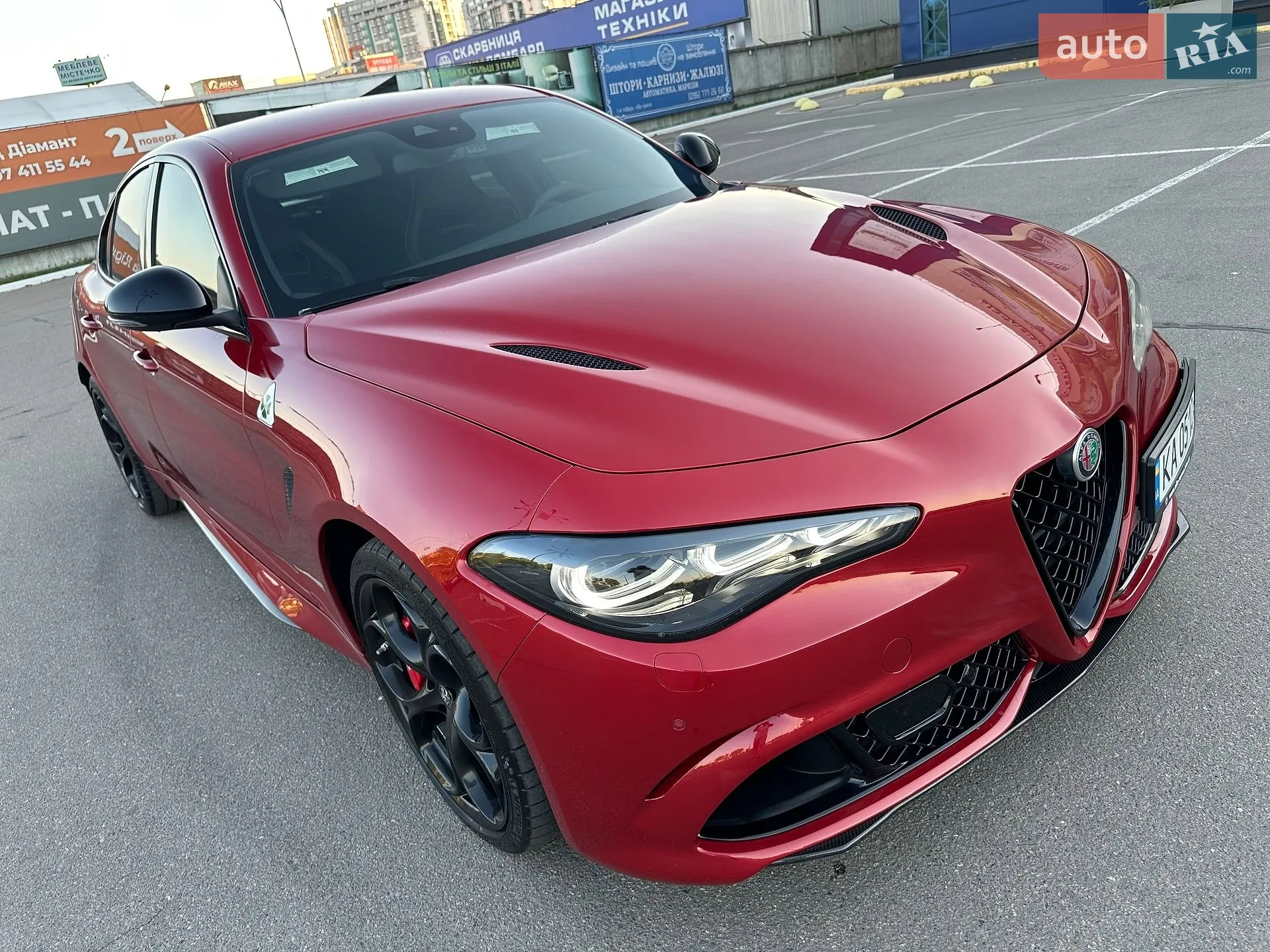 2017 Alfa Romeo Giulia - мініатюра 7