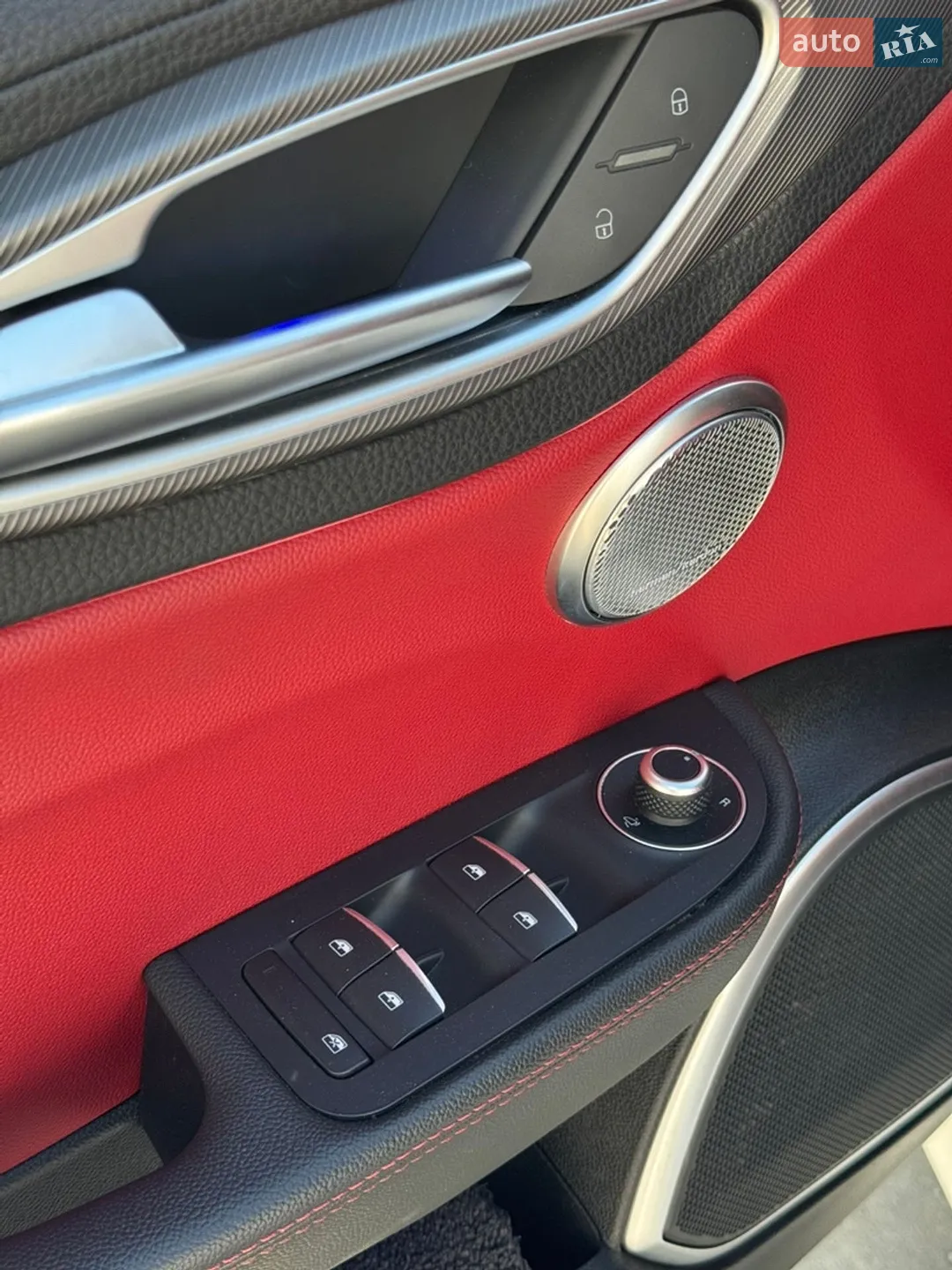2018 Alfa Romeo Giulia - мініатюра 22