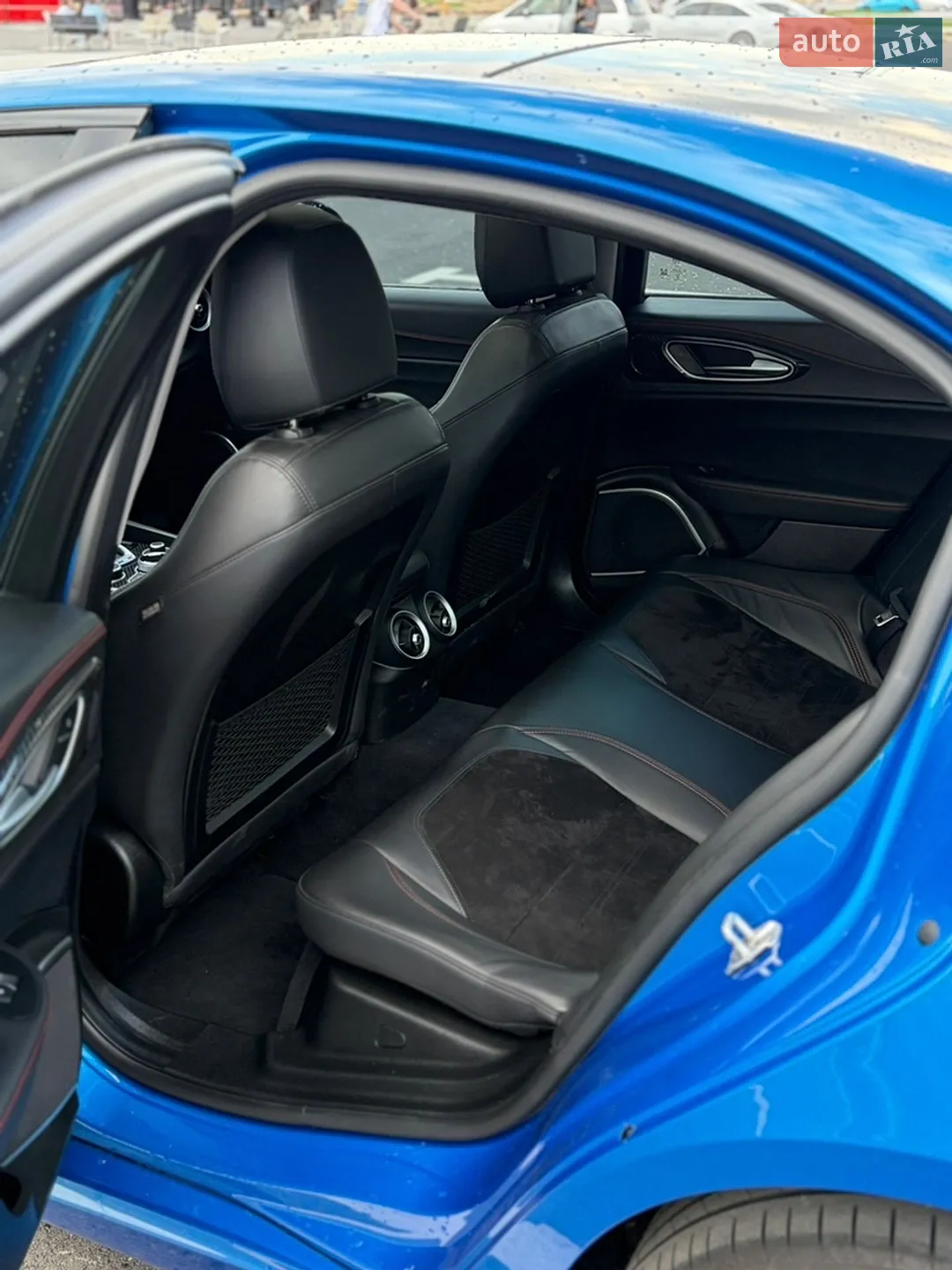 2017 Alfa Romeo Giulia - мініатюра 14