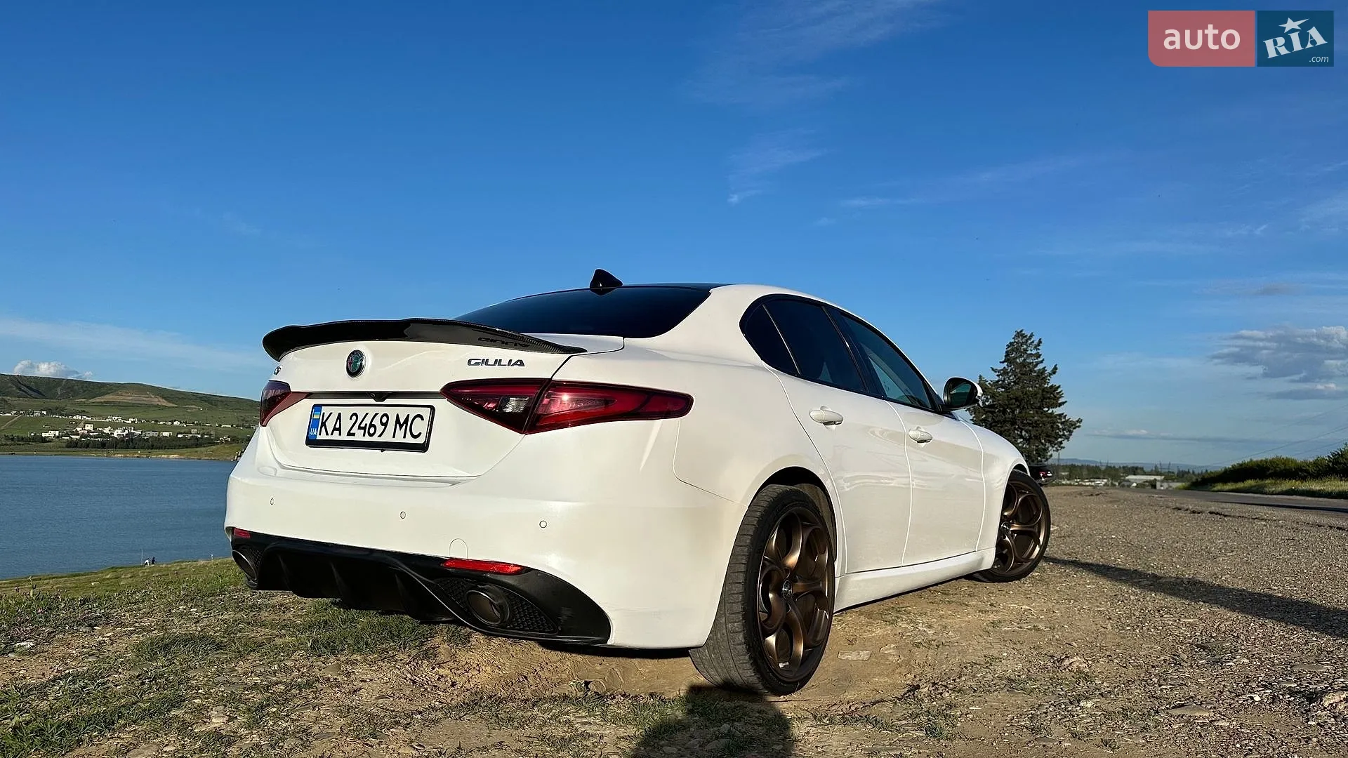 2017 Alfa Romeo Giulia - мініатюра 7