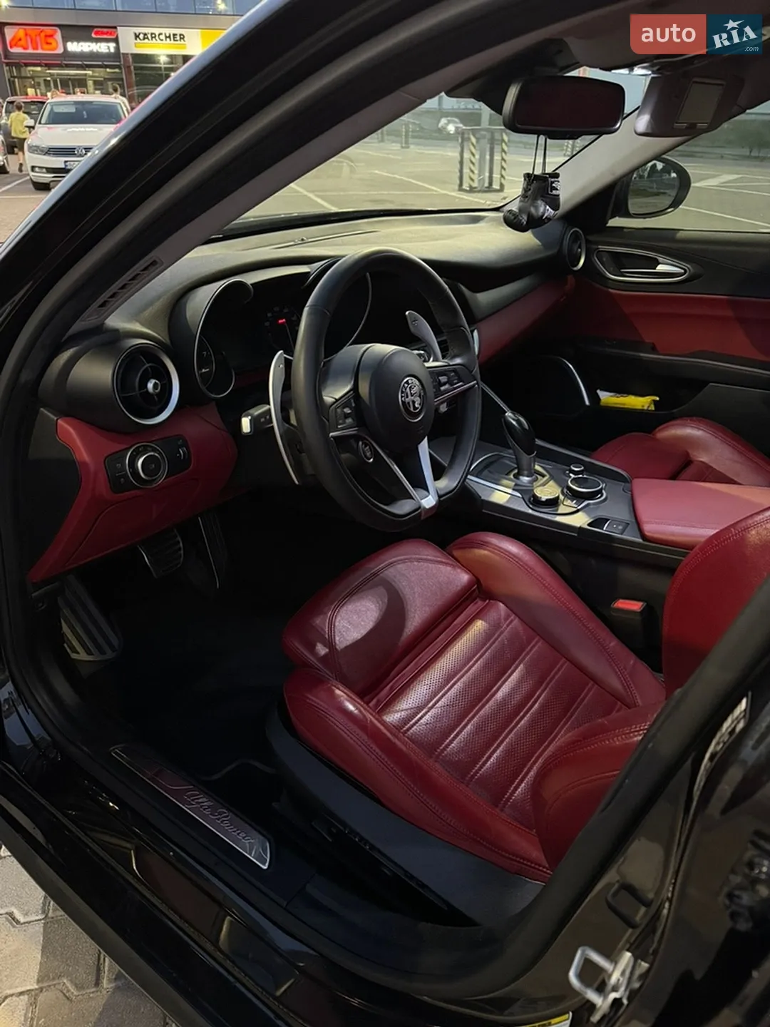2018 Alfa Romeo Giulia - мініатюра 11