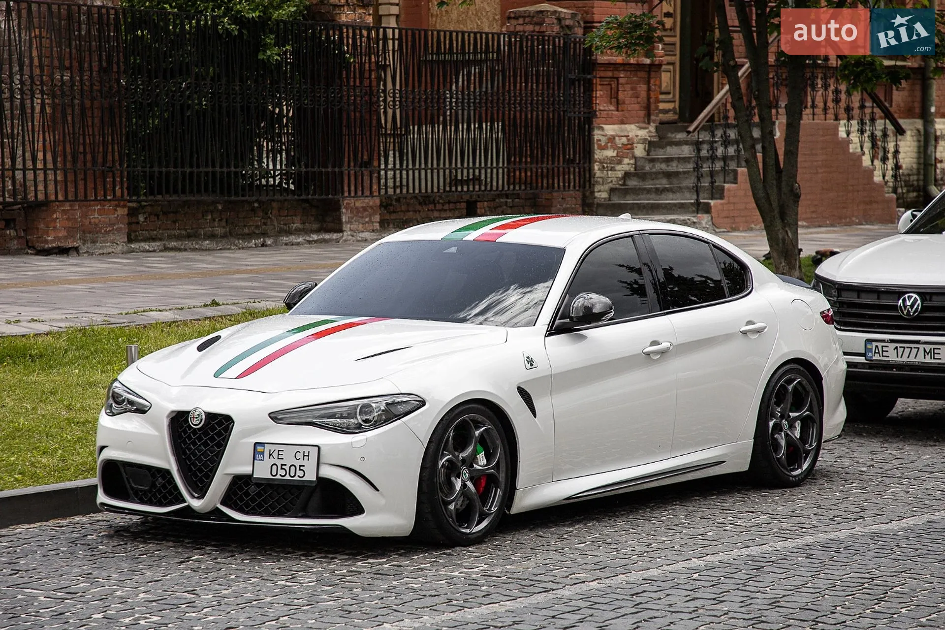 2016 Alfa Romeo Giulia - мініатюра 7