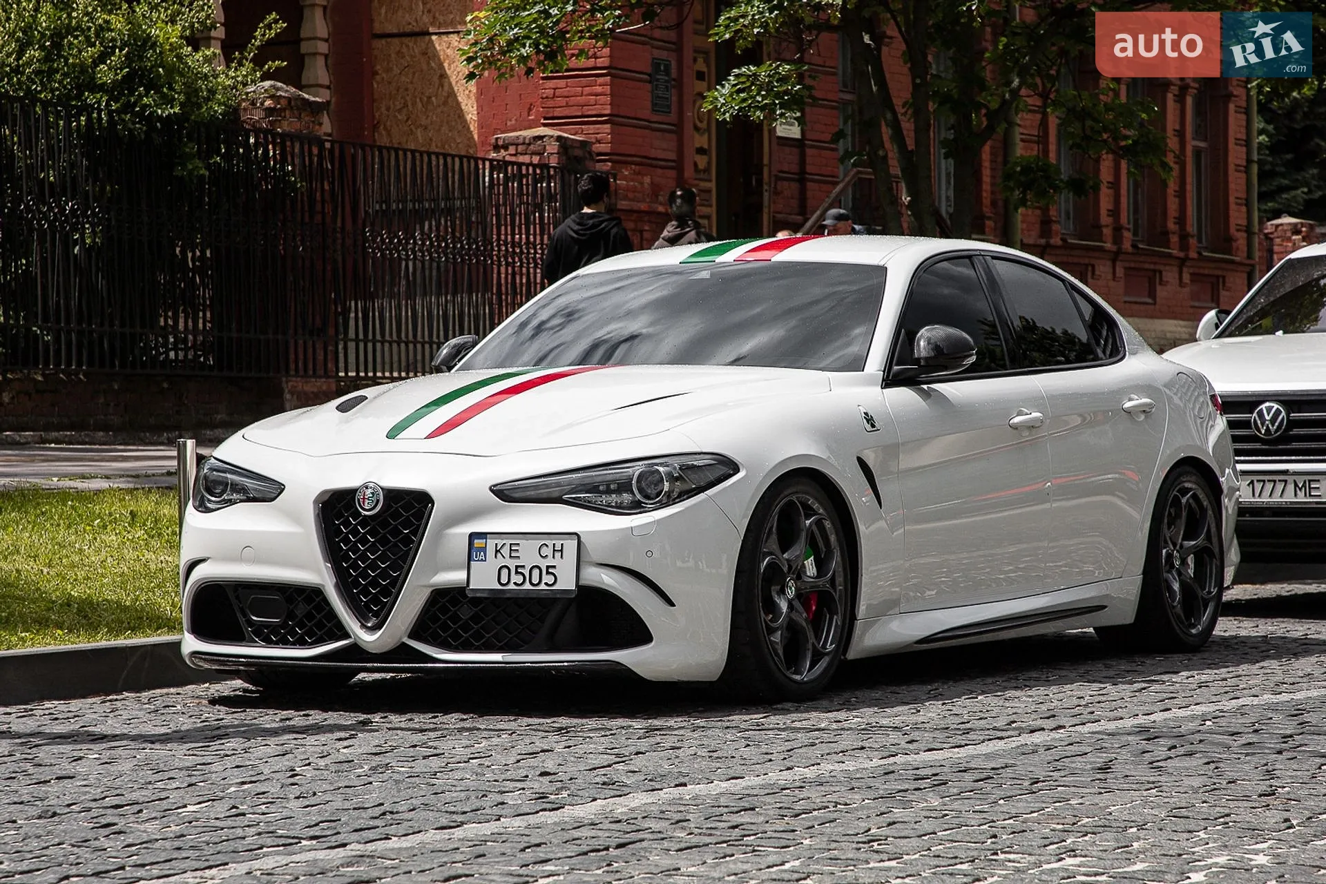 2016 Alfa Romeo Giulia - мініатюра 16