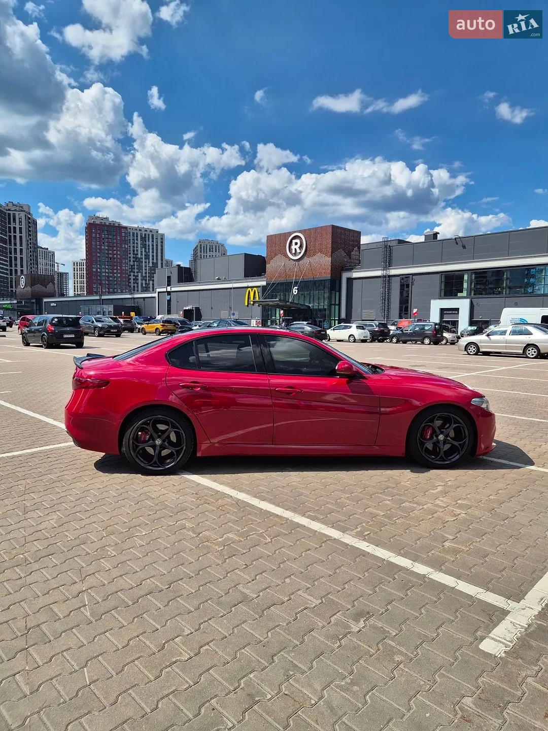 2020 Alfa Romeo Giulia - мініатюра 8