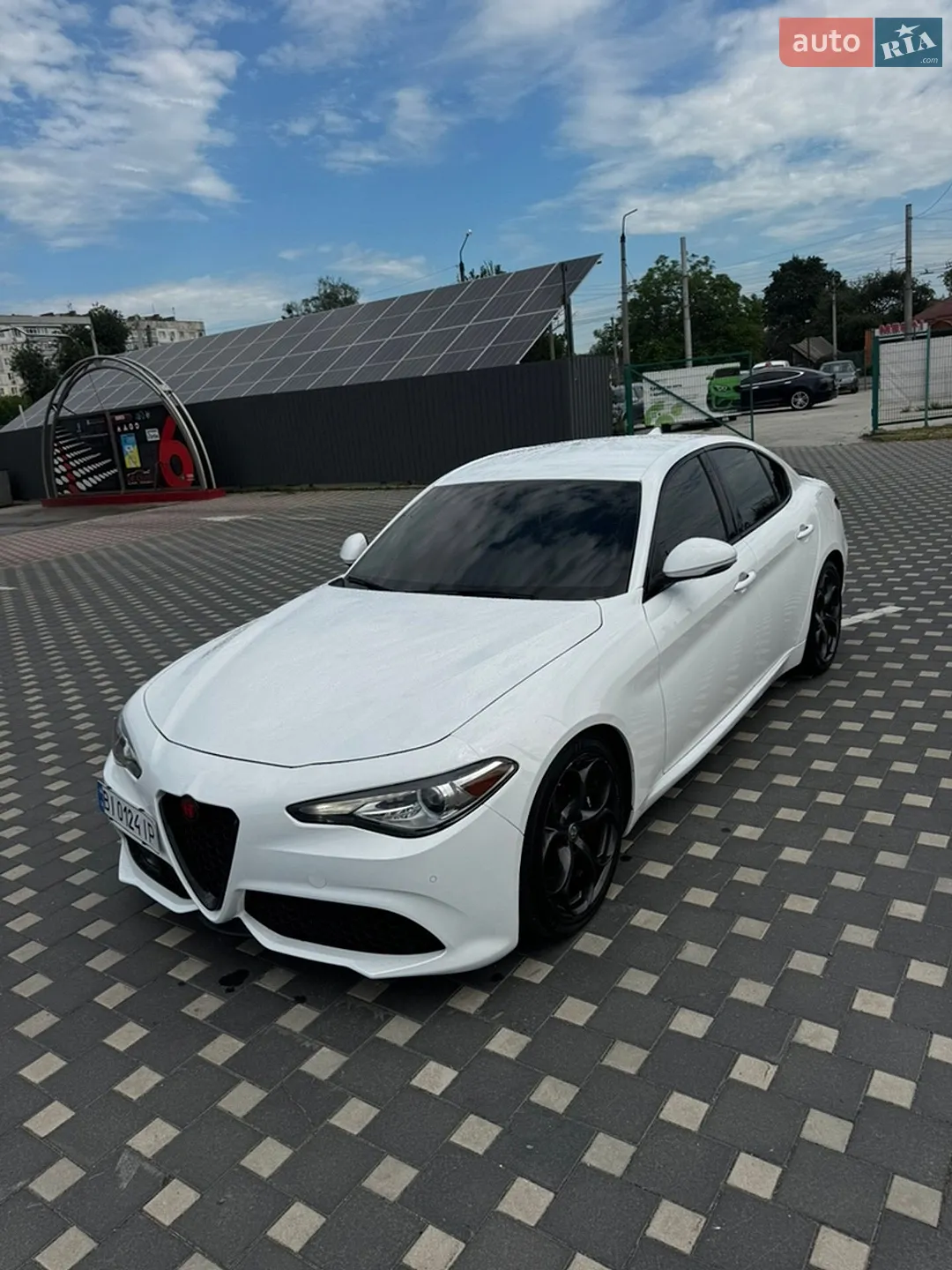 2018 Alfa Romeo Giulia - мініатюра 7