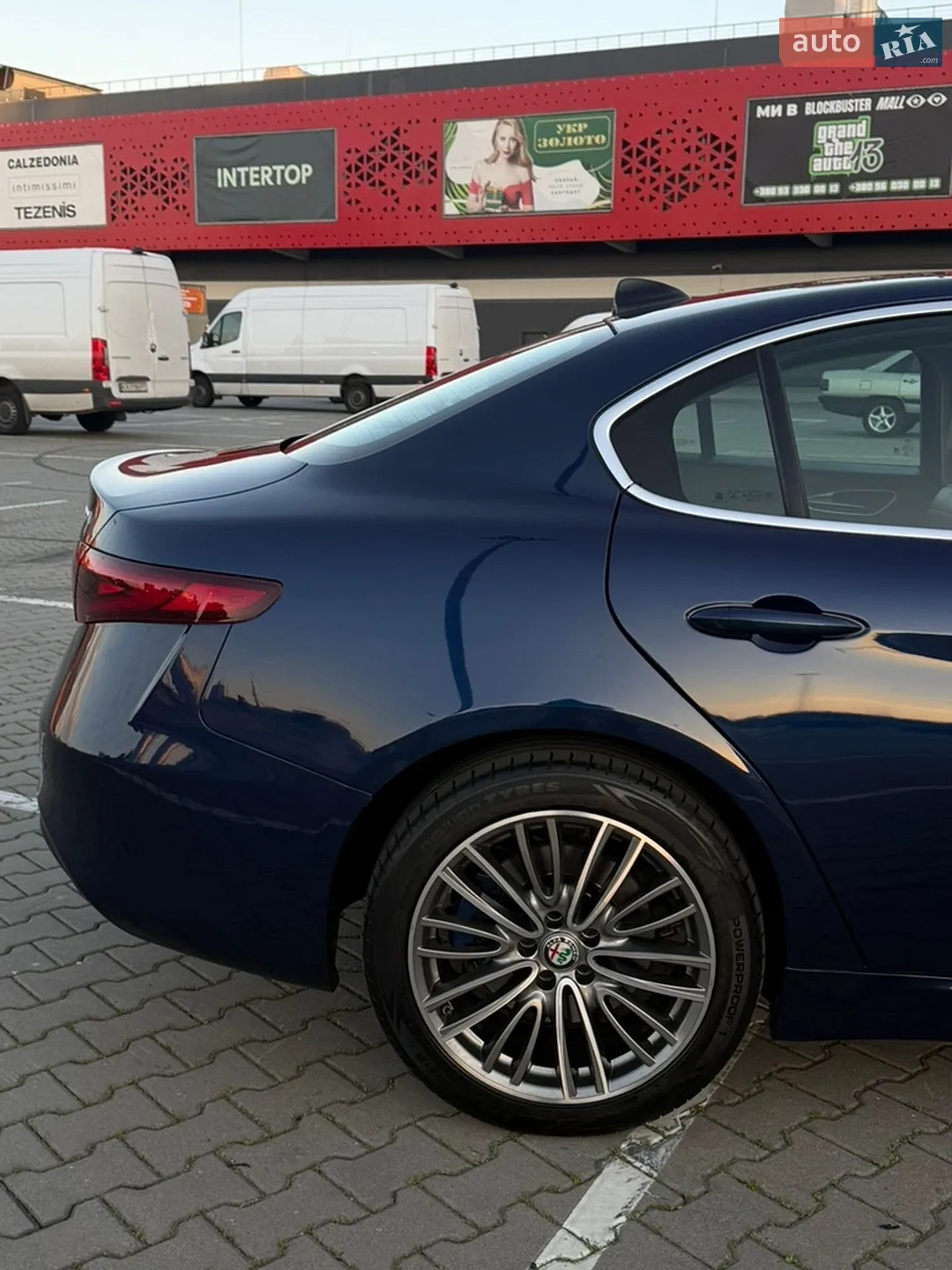 2017 Alfa Romeo Giulia - мініатюра 26