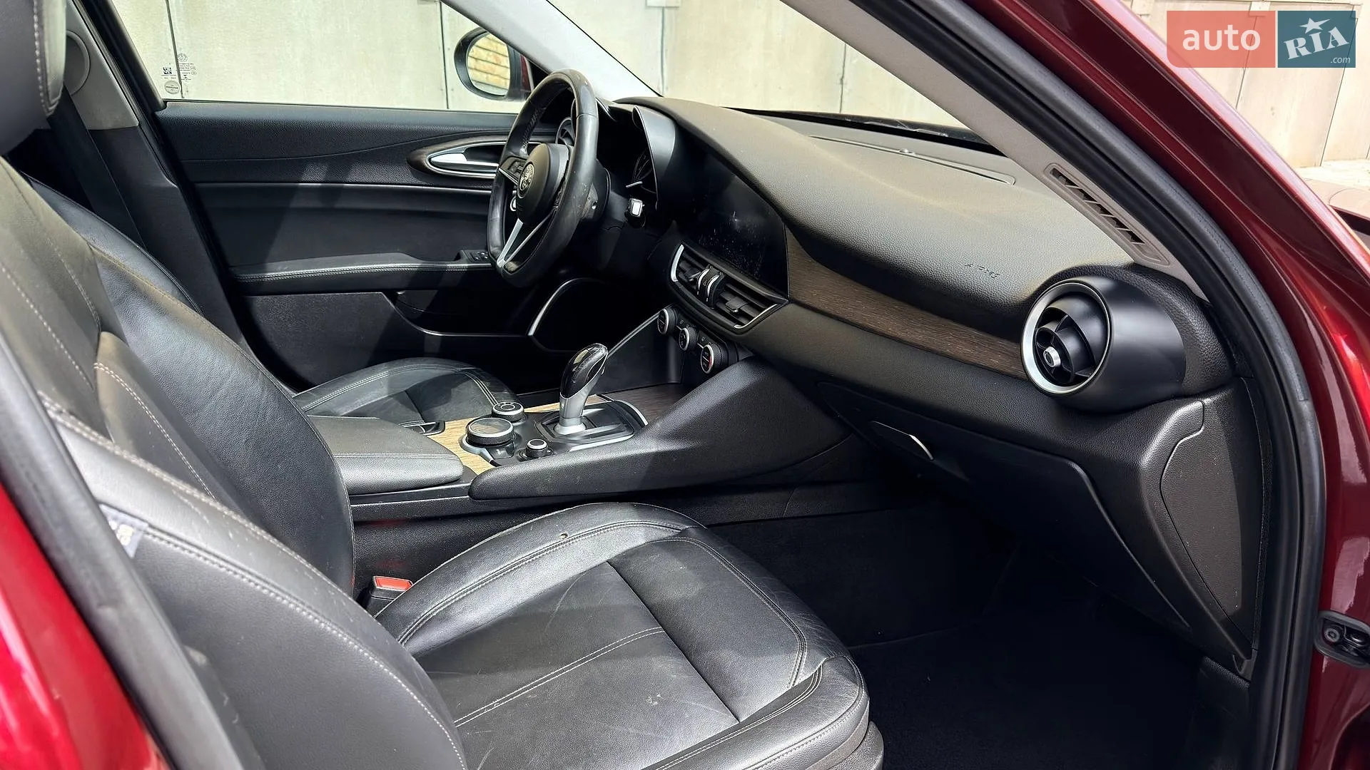 2017 Alfa Romeo Giulia - мініатюра 25