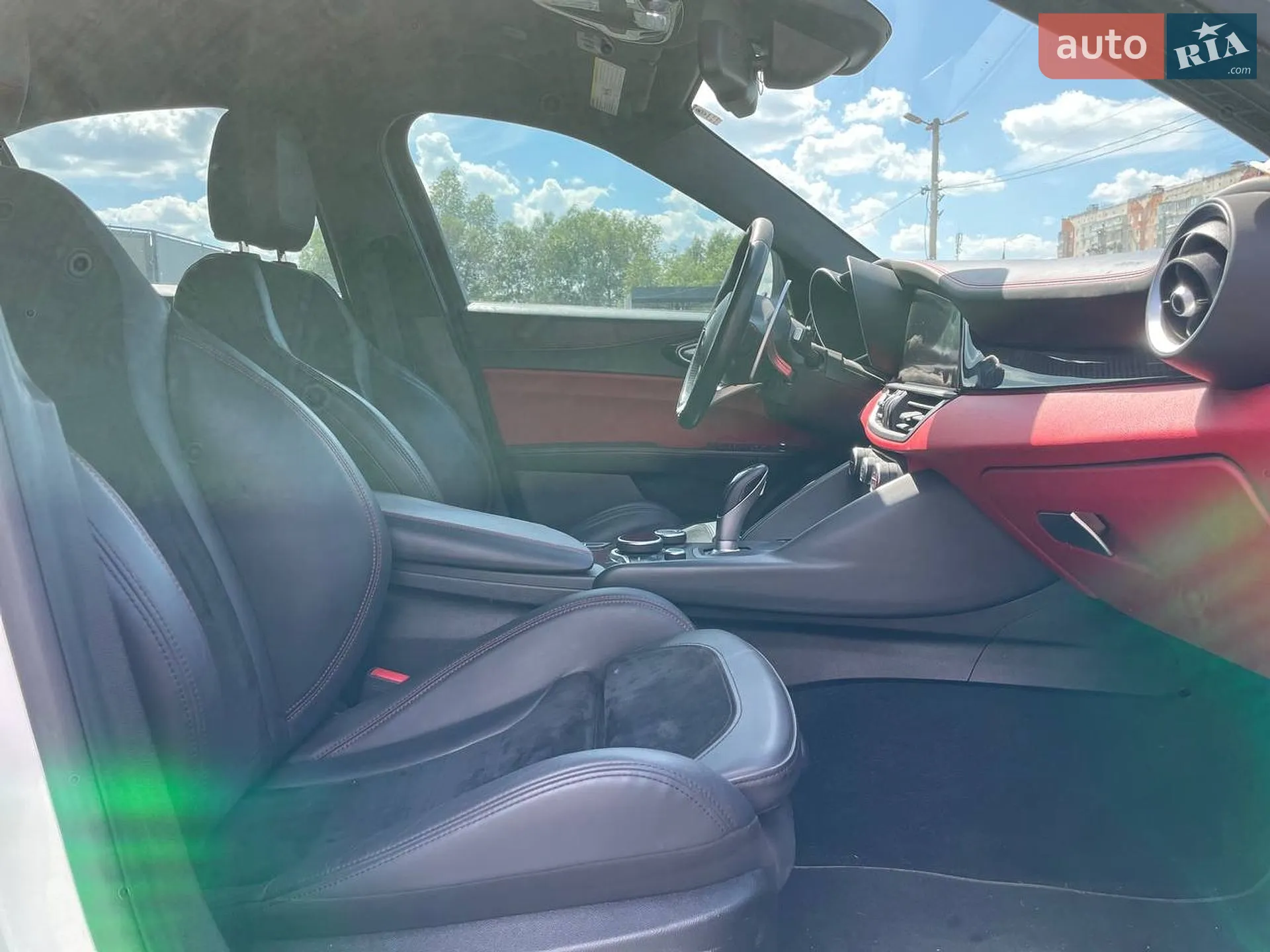 2017 Alfa Romeo Giulia - мініатюра 16