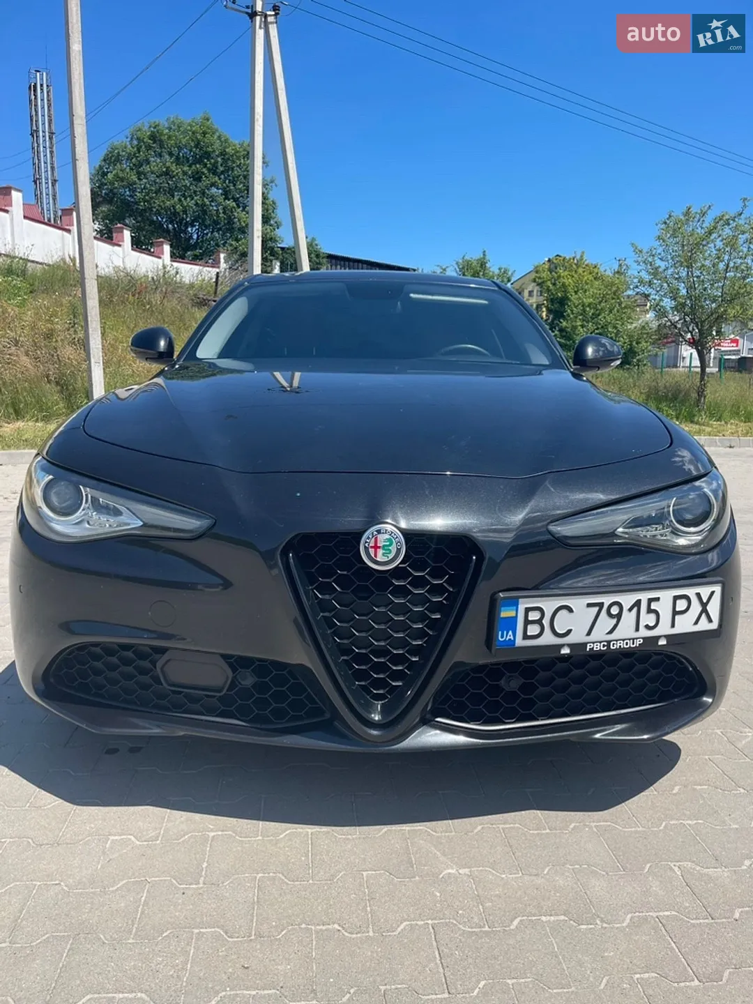 2017 Alfa Romeo Giulia - мініатюра 2